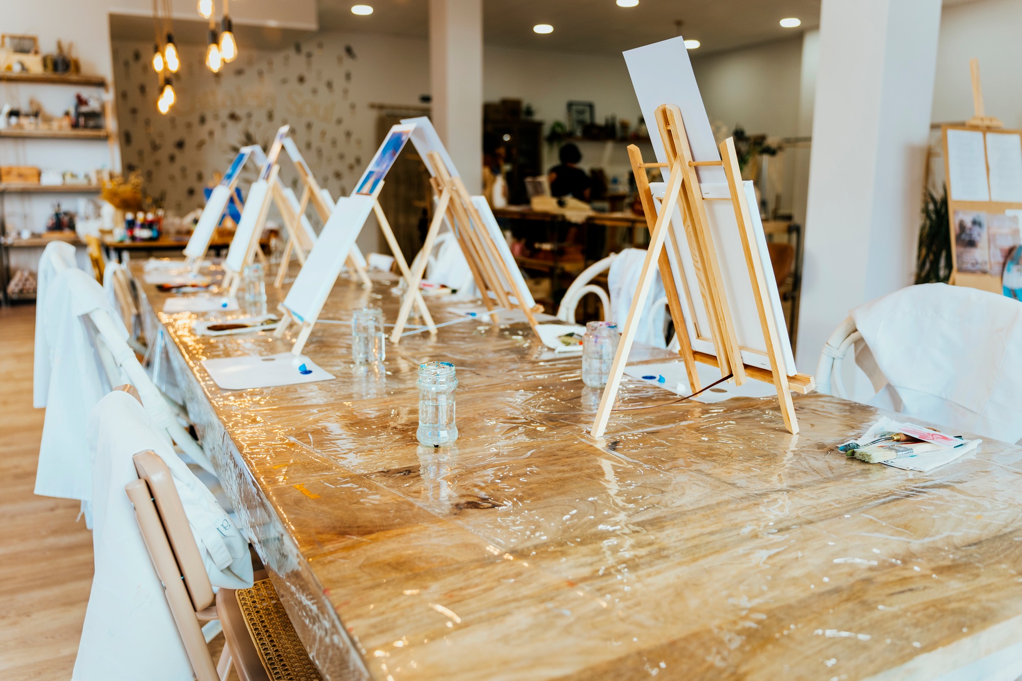 Art and Wine Workshop. Art and Wine: Unleash Your Creativity with a Glass